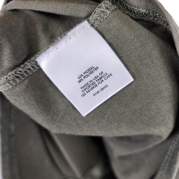 MODCLOTH Womens Medium Button Down V Neck Sleeveless Tank Top Blouse Shirt Green - Picture 6 of 6